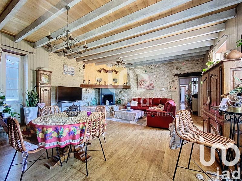 Maison - 320 m² - 10 pièces