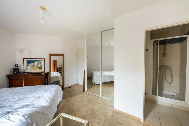 Appartement - 95 m² - 4 pièces