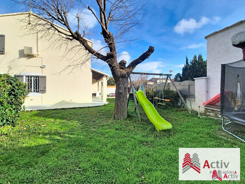 Maison - 88 m² - 4 pièces