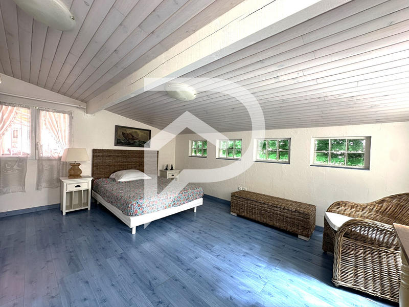 Maison - 170 m² - 6 pièces