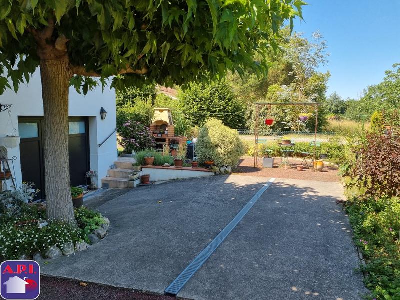 Maison - 183 m² - 6 pièces