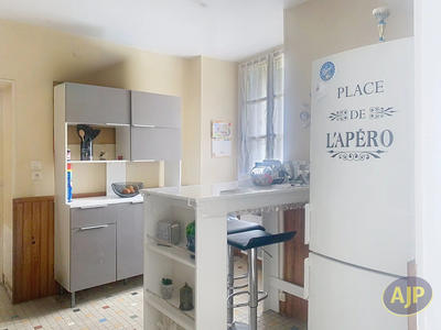 Maison - 90 m² - 4 pièces