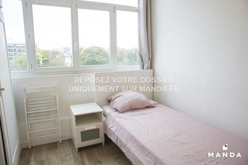 Chambre - 11 m² - 4 pièces