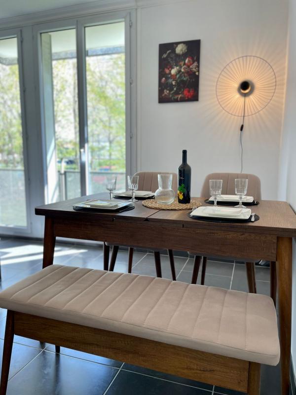 Appartement - 90 m² - 5 pièces