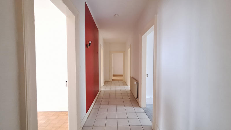 Appartement - 131 m² - 6 pièces