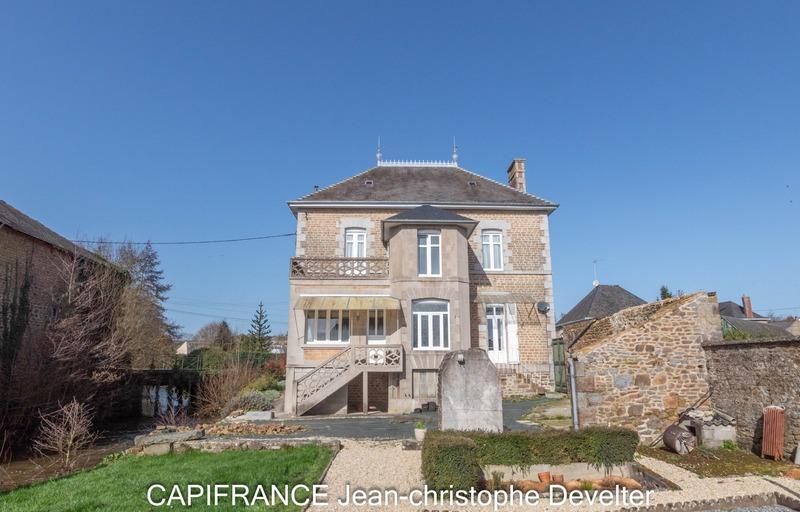 Maison bourgeoise - 147 m² - 8 pièces