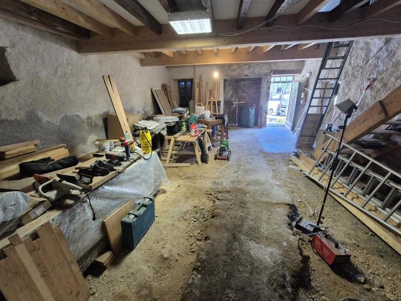 Maison - 380 m² - 8 pièces