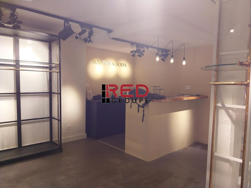 Local commercial - 163 m²