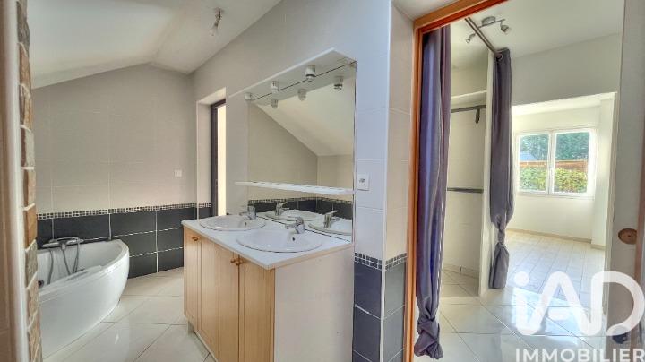 Maison - 159 m² - 5 pièces