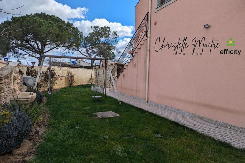 Maison - 181 m² - 6 pièces