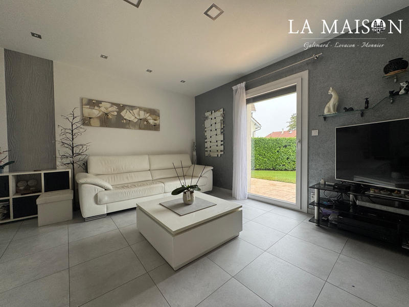 Villa - 137 m² - 7 pièces