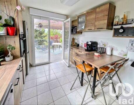 Maison - 194 m² - 8 pièces