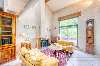 Maison - 168 m² - 5 pièces