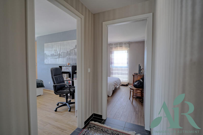 Appartement - 106 m² - 5 pièces