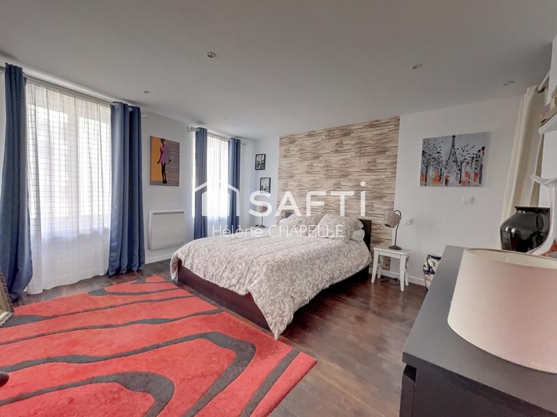 Maison - 185 m² - 10 pièces