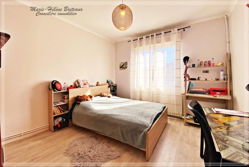 Maison - 170 m² - 6 pièces