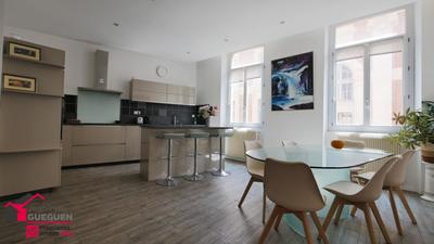 Appartement - 127 m² - 4 pièces