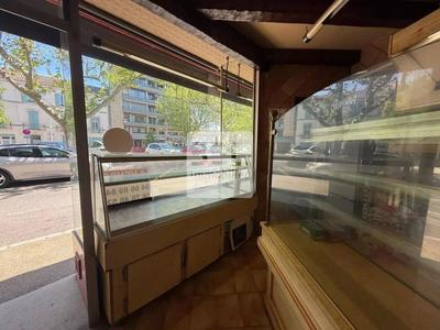 Local commercial - 58 m² - 2 pièces