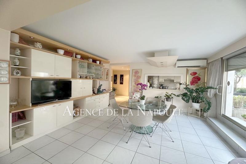 Appartement - 97 m² - 4 pièces