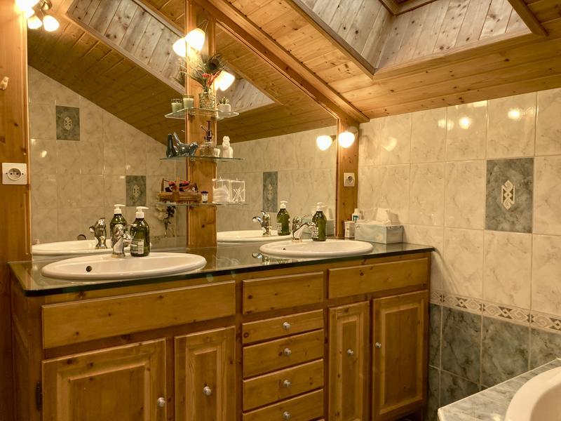 Maison jumelée - 162 m² - 7 pièces