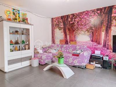 Maison - 91 m² - 4 pièces