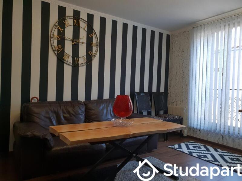 Appartement - 60 m² - 5 pièces