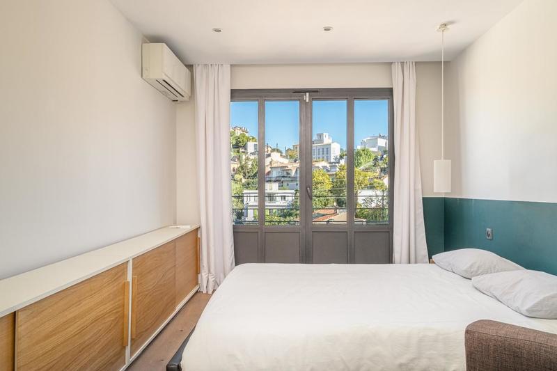 Maison - 190 m² - 5 pièces