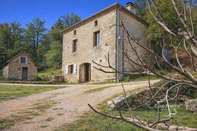 Maison - 172 m² - 6 pièces