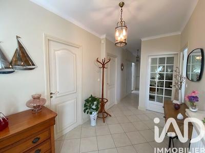 Maison - 98 m² - 5 pièces