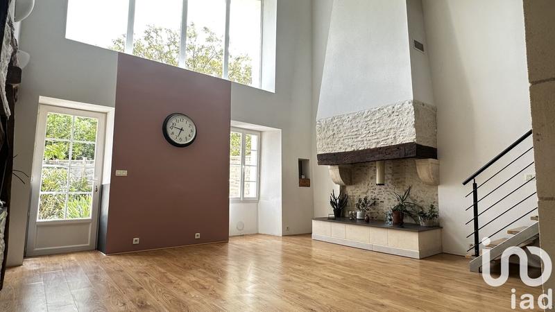 Maison - 268 m² - 11 pièces