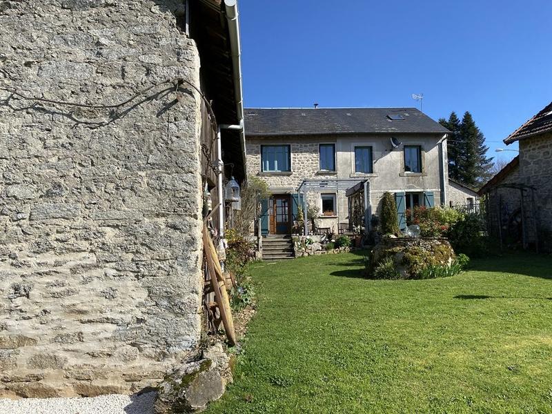 Maison ancienne - 213 m² - 9 pièces