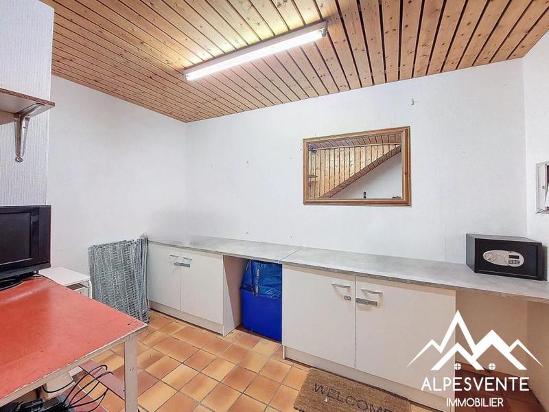 Appartement - 91 m² - 7 pièces