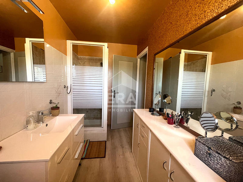 Maison - 158 m² - 6 pièces