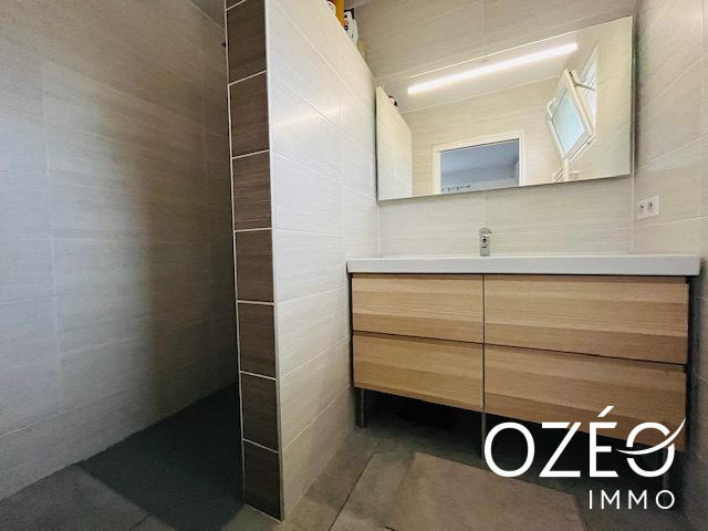 Maison contemporaine - 120 m² - 4 pièces