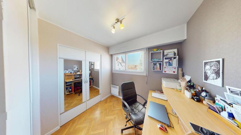 Duplex - 122 m² - 4 pièces