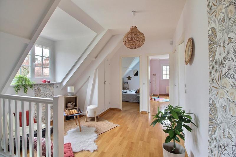 Maison - 157 m² - 6 pièces