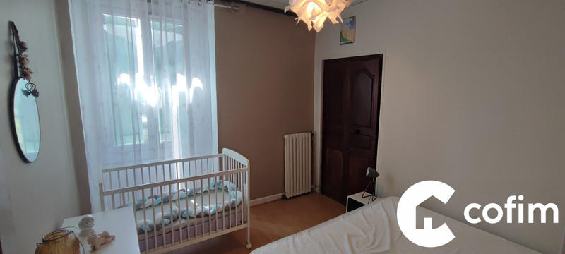 Maison - 196 m² - 8 pièces