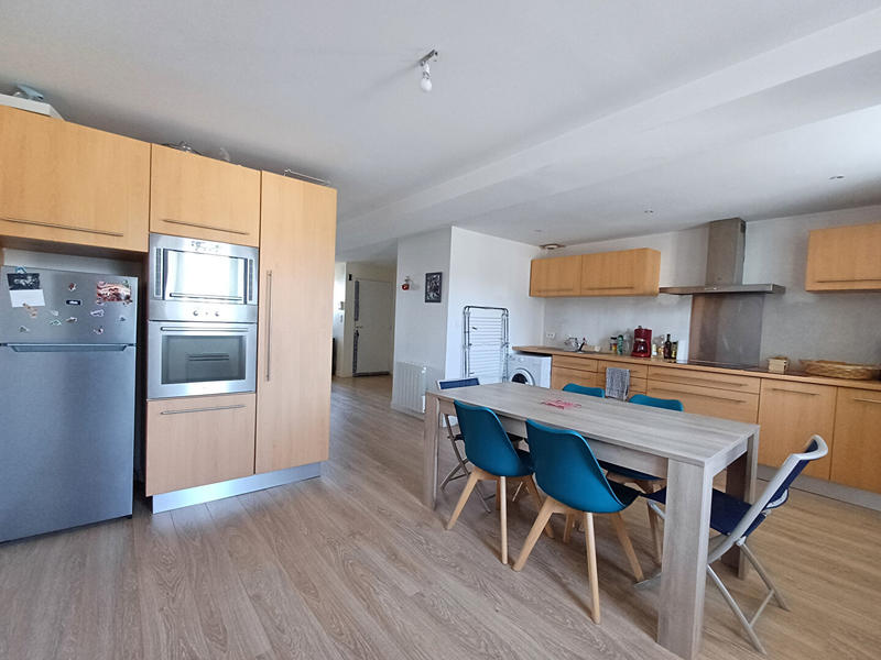 Appartement - 72 m² - 2 pièces