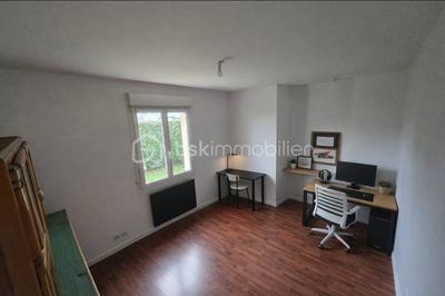 Pavillon - 120 m² - 5 pièces