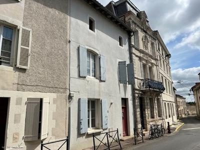 Maison de ville - 95 m² - 3 pièces