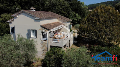 Maison - 144 m² - 4 pièces