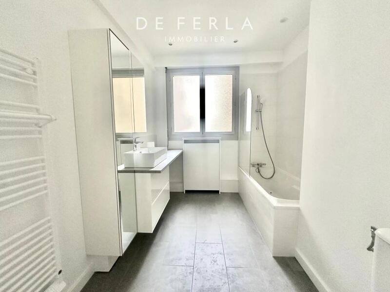 Appartement - 81 m² - 3 pièces