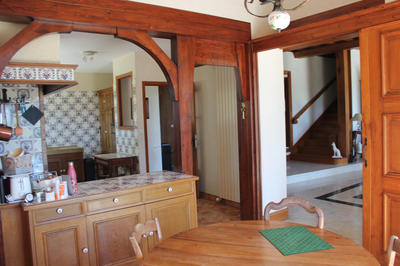 Propriété - 225 m² - 7 pièces