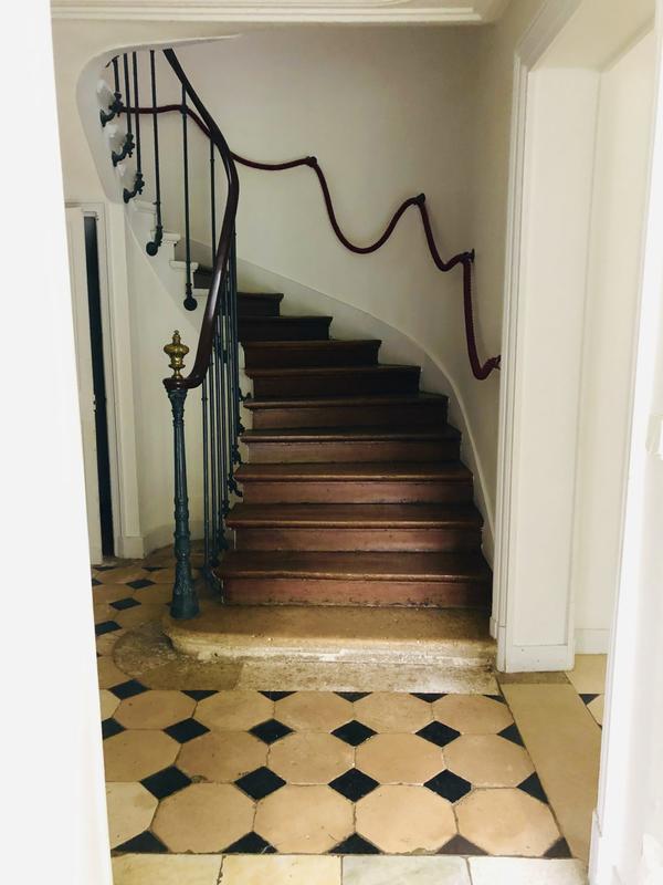 Maison - 876 m² - 20 pièces