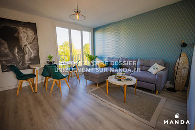 Chambre - 10 m² - 5 pièces