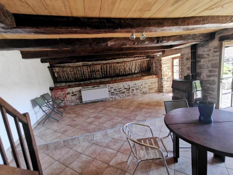 Propriété - 275 m² - 10 pièces