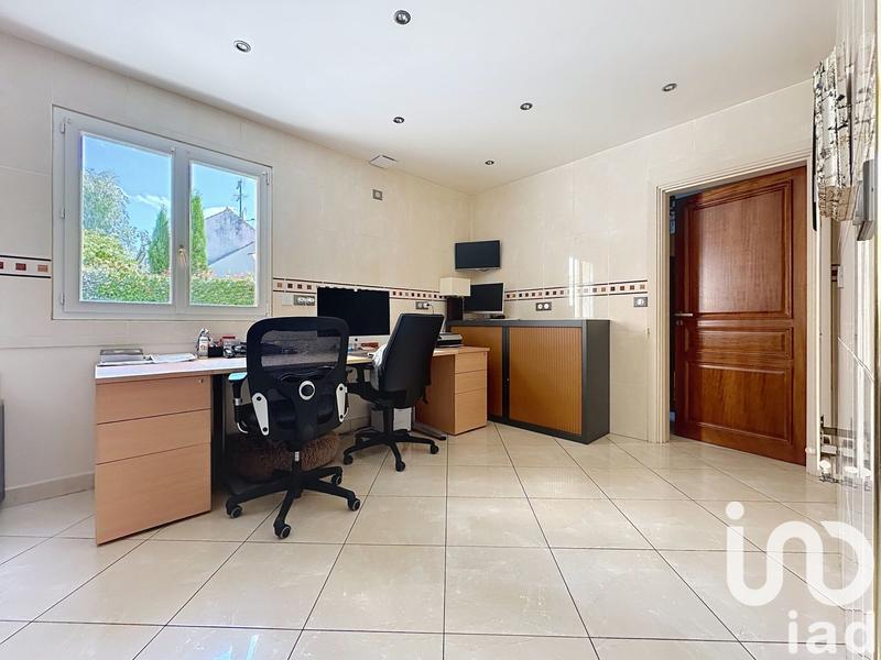 Maison de maîtres - 237 m² - 10 pièces