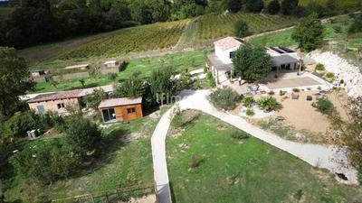 Mas - 160 m² - 5 pièces