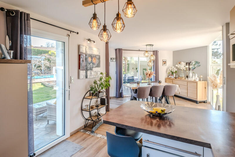 Maison - 128 m² - 5 pièces