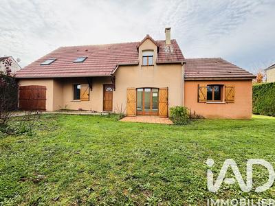 Maison - 150 m² - 9 pièces